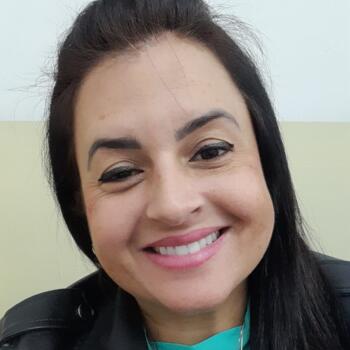 Babá Embu das Artes: Juliana