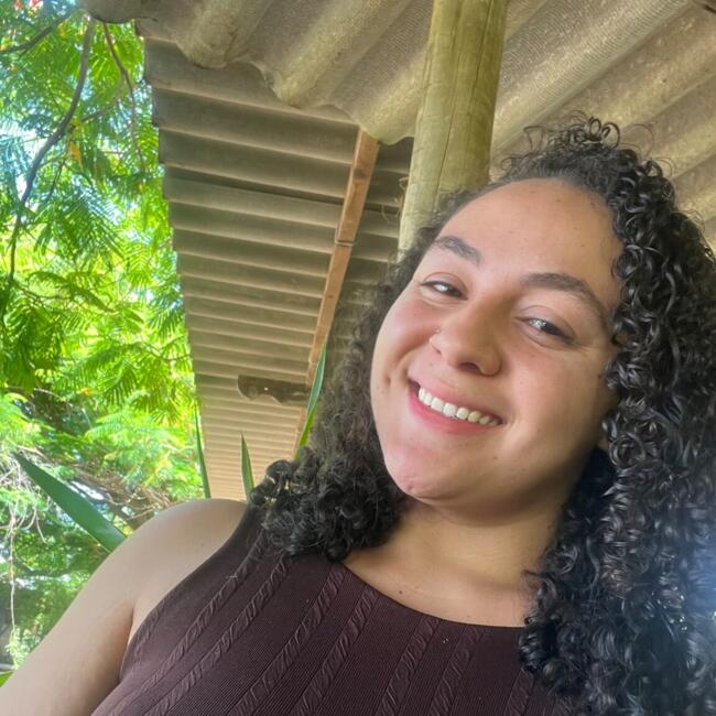 Babá em Fercal: Leticia