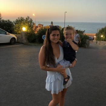 Baby-sitter in Menin: Maeva