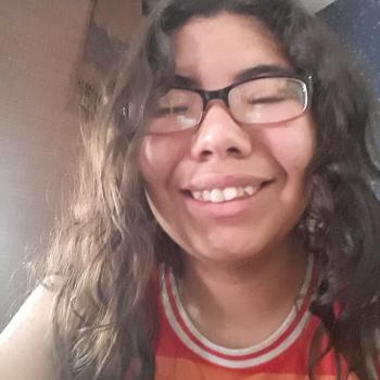 Babysitter Burbank (California): Alexia