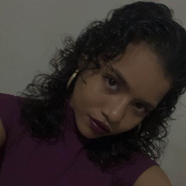 Babysitter in Ananindeua: Alice