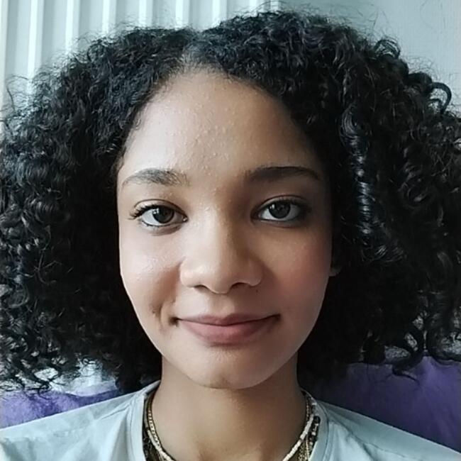 Babysitter in Roderen: Firdaous