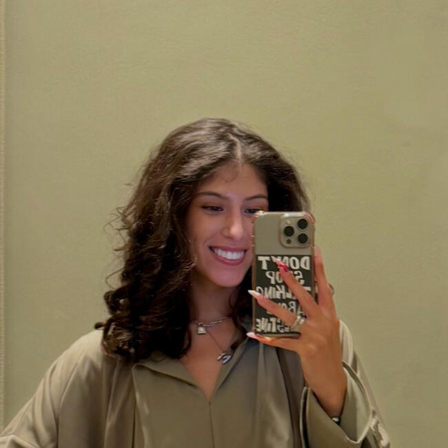 Babysitter in Ixelles-Elsene: Lila