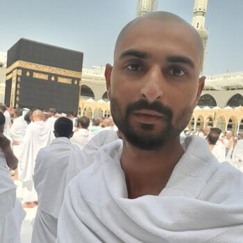 وظيفة جليسة أطفال في المبرز: وظيفة جليسة أطفال Muhammad Umair