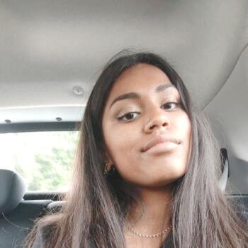 Babysitter a Feltre: Urwashi