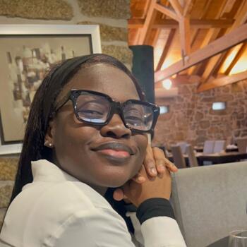 Trabalho de babysitting em Viseu: Trabalho de babysitting Esperança