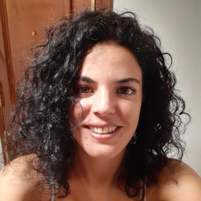 Babysitter in Ávila: Claudia