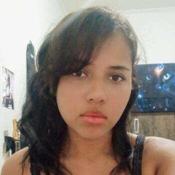 Babysitter in Serrana: Gabriela