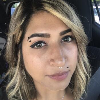 Babysitter in Surrey: Maheen