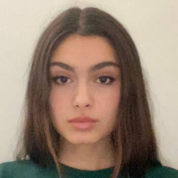 Babysitter in Madrid: Cristina