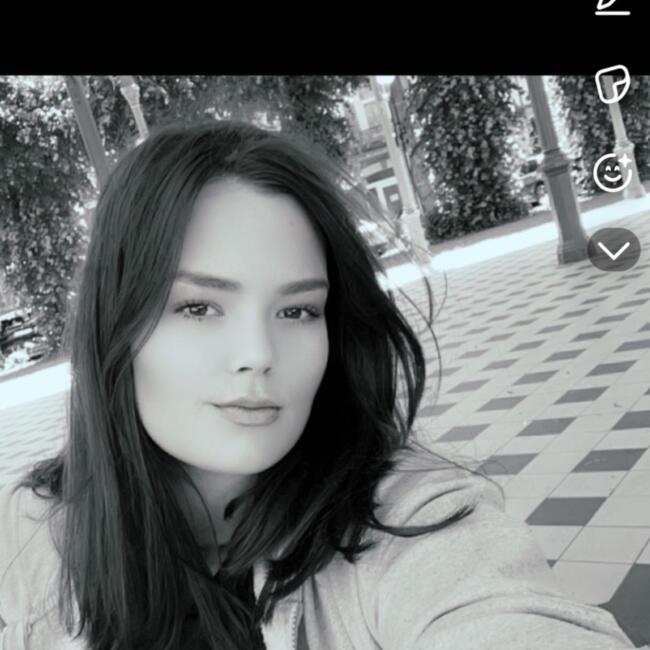 Babysitter in Verviers: Clemence