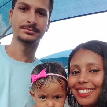 Babysitting job in Uberlândia: babysitting job Sabrina Rodrigues