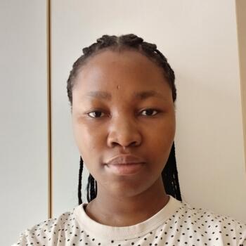 Babysitter in Strand: Lutho