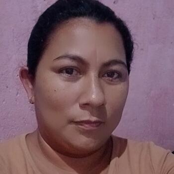 Babysitter Porto Velho: Josiane