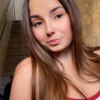 Babysitter in Auvers-sur-Oise: Luna