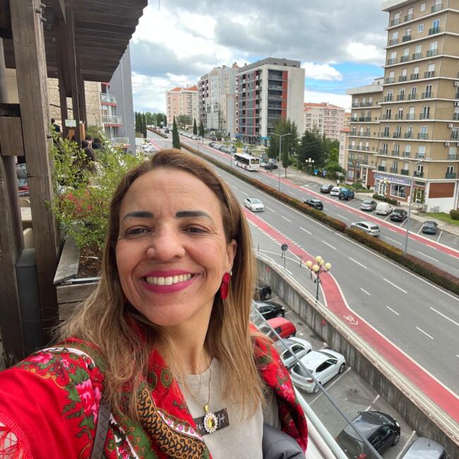 Babysitter in Rio de Mouro: Heloisa