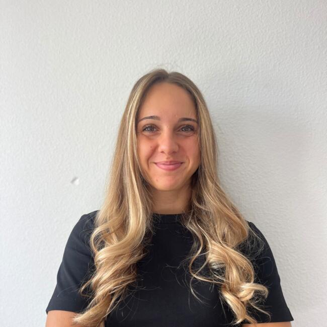 Babysitter in Talence: Loane