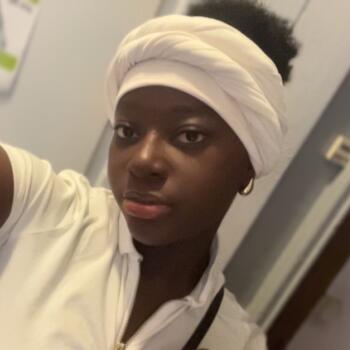 Babysitter in Lille: Doumbia