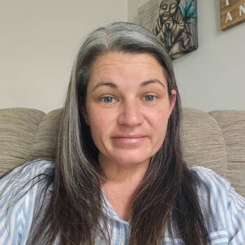 Babysitter in Clarence Town: Rebecca