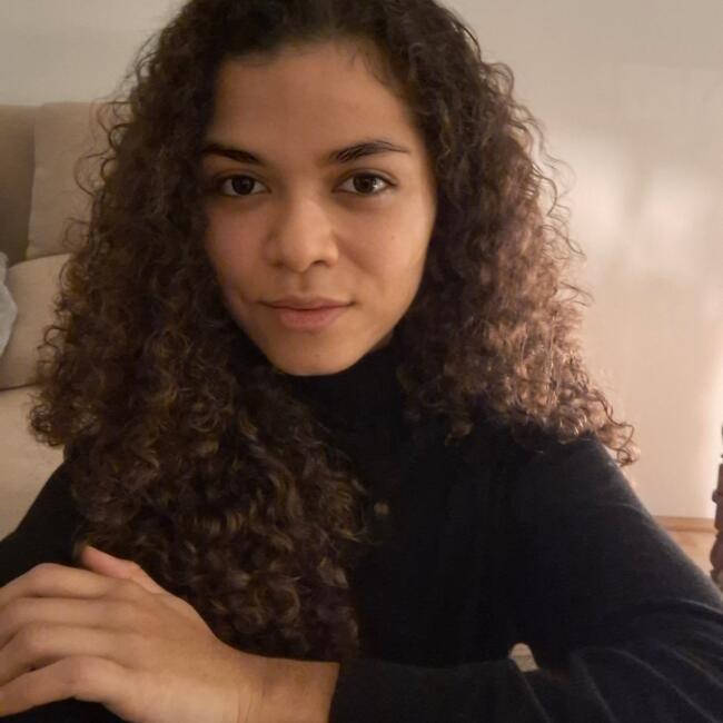 Babysitter in Wien: Ariana