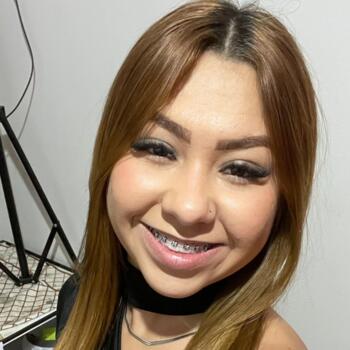 Babá em Votuporanga: Laura