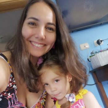 Δουλειά για babysitter στην περιοχή Βαλδίβια: δουλειά φύλαξης παιδιών Carolina