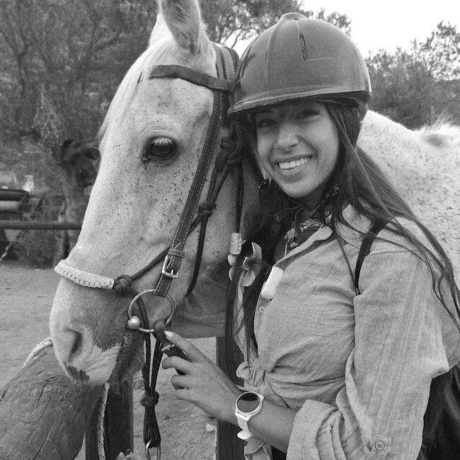 Babysitter in Kalývia Thorikoú: Αγγελική