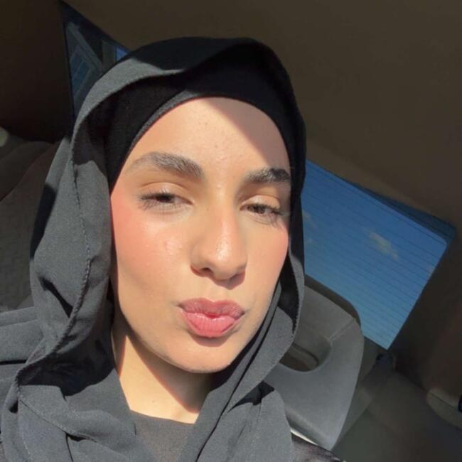 Baby-sitter in Calgary: Rawan