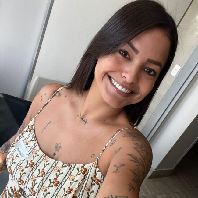 Babysitter in Cidade Ocidental: Priscilla
