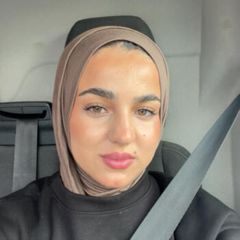 Babysitter in Evere: Hajar