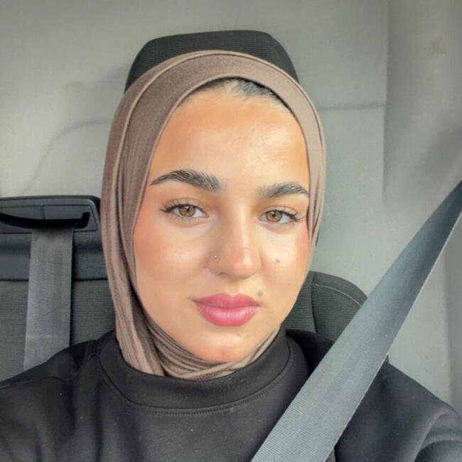 Babysitter in Evere: Hajar