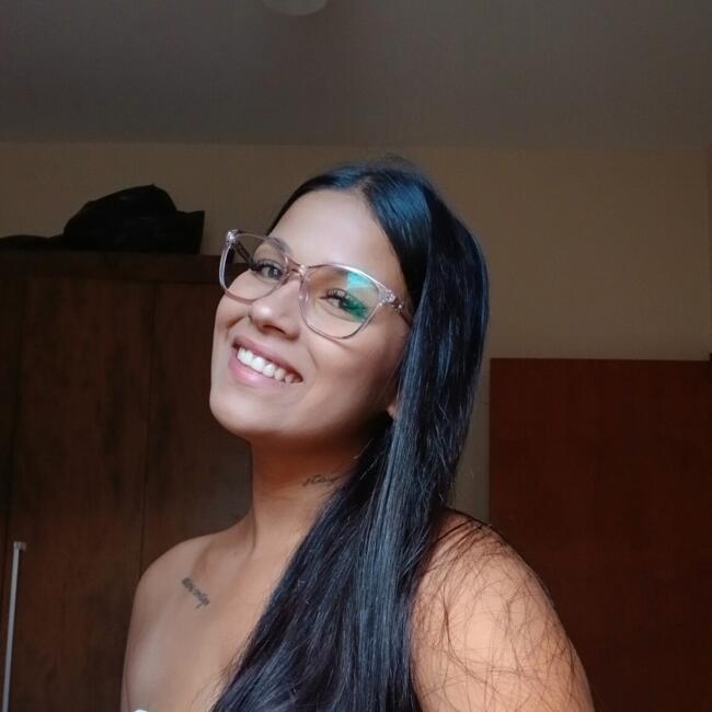 Babysitter in Araraquara: NICOLE FERNANDES DE SOUZA