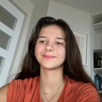 Baby-sitter in Bruxelles: Ines