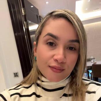 Babysitter London: Janaína