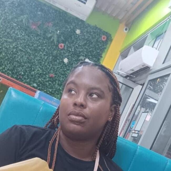 Babysitter in Montego Bay: Shana
