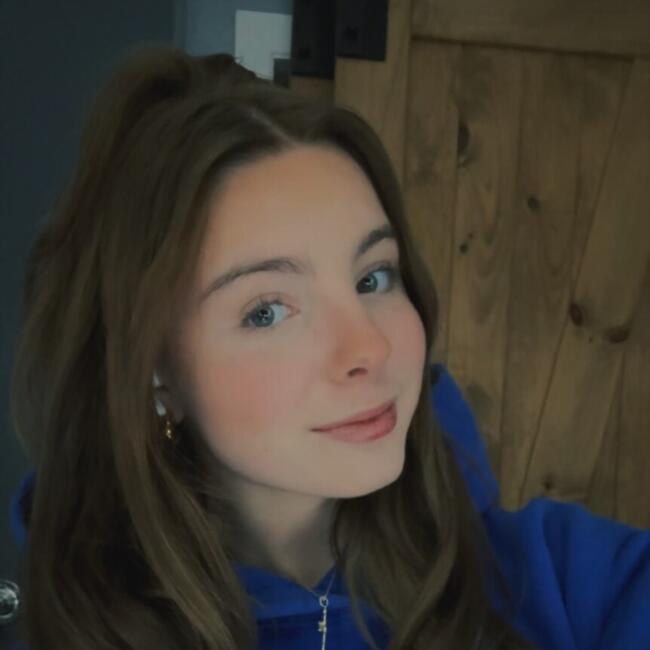 Baby-sitter in Belœil: Kelly-Ann