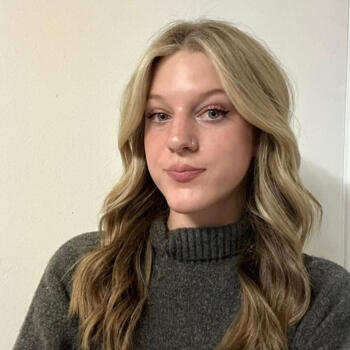 Babysitter in Sydney: Elsa