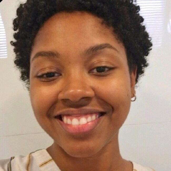 Babysitter in São Paulo (São Paulo): Renata