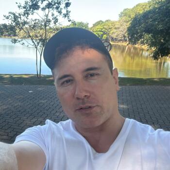 Babysitting job in Votorantim: babysitting job Joel