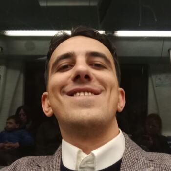 Trabajo de canguro en Barcelona: trabajo de canguro Luigi