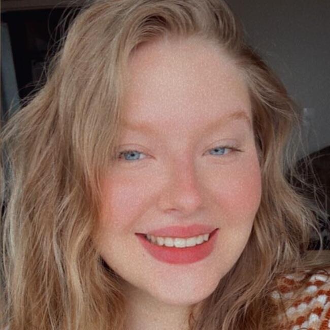 Babysitter in Palhoça: Marina