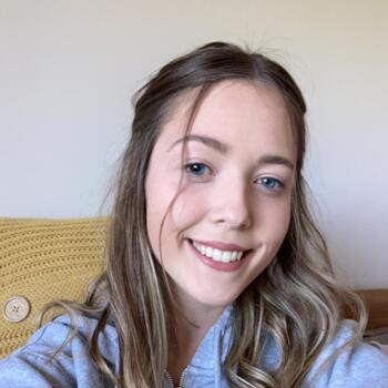 Babysitter in Kildare: Emma