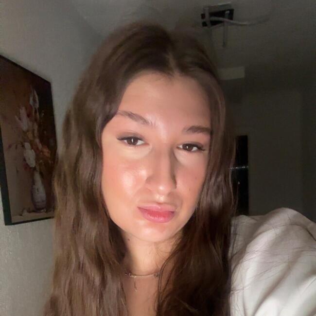 Babysitter in Rheinbrohl: Amina