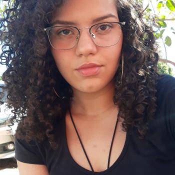 Babá Uberlândia: Amanda