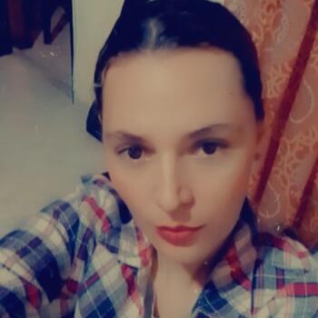Babysitter in Caldas: Mónica Viviana