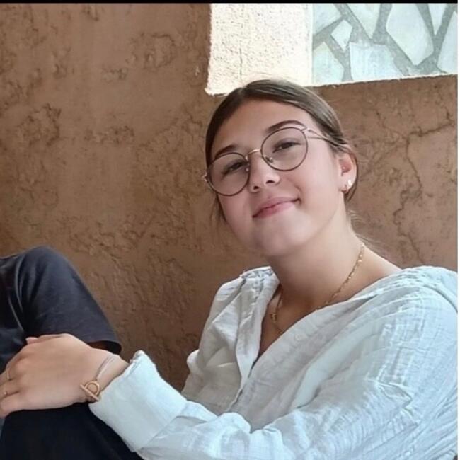 Babysitter in Gardanne: Maeva