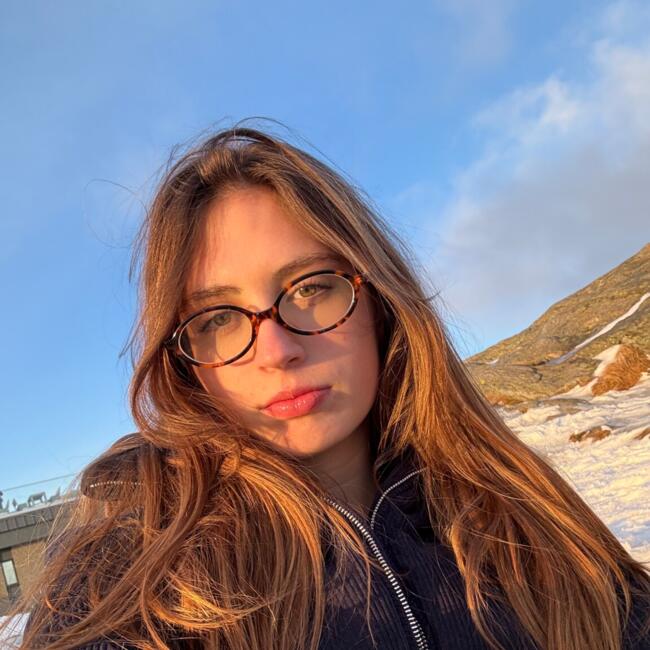 Babysitter in Monterrey: Regina Gutierrez