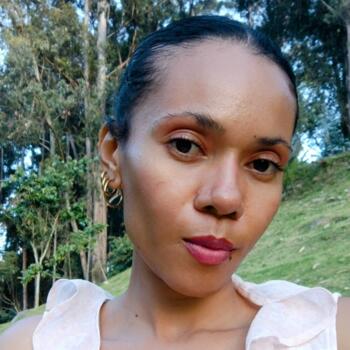 Babysitter in Cuenca: Estefania