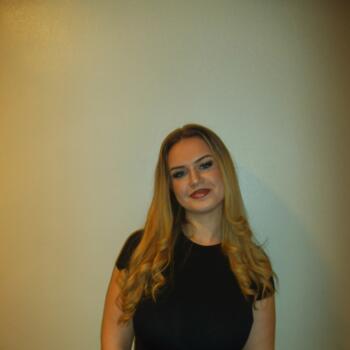 Babysitter in Neuilly-sur-Marne: Lea