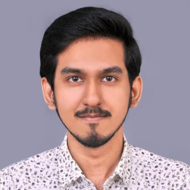 तिरुवनन्तपुरम में बेबीसिटिंग की नौकरी: Nithin